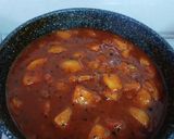 A picture of step 5 of Sweet and Spicy Raw Mango Curry with Jaggery.
