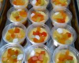 Foto langkah ke 5 dari resep Puding Mangga Cocktail.