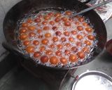 A picture of step 4 of Gulab jamun.