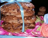A picture of step 8 of Expresso choclate chips & rice crums cookies.