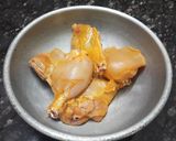 கிறிஸ்மஸ் ஸ்பெஷல் சிக்கன் லெக் பீஸ்(chicken leg fry recipe in tamil) ரெசிபி ஸ்டேப் 1 புகைப்படம்