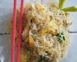 Foto langkah ke 3 dari resep Bihun goreng.