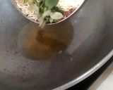 A picture of step 5 of Puffed Rice Snack (Lasaniya Mumra Chavana).