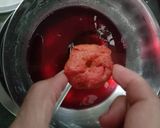 A picture of step 6 of Beetroot Balushahi.