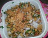 A picture of step 3 of Papri chat.