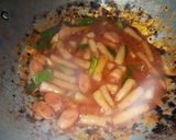 Foto langkah ke 5 dari resep Tteokbokki tanpa gochujang.
