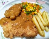 Foto langkah ke 4 dari resep 44. Chicken Steak w/ Brown Sauce.