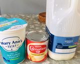 A picture of step 1 of Sweet yoghurt drink.