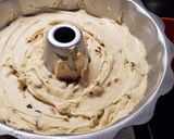 A picture of step 4 of Honey Vanilla Pound Cake.