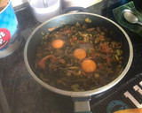 Foto del paso 3 de la receta: Picante de acelga con salmón a la Juliana