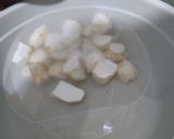 Foto langkah ke 2 dari resep Sayur Asam Kampung dengan Talas.