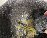 Foto del paso 2 de la receta: Salsa molcajeteada
