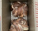 Foto langkah ke 3 dari resep Roti tawar coklat zebra.