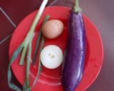 Foto langkah ke 1 dari resep Tortang Talong Khas Filipina (telur dadar terong).
