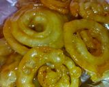 A picture of step 3 of Jalebi.