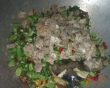 Foto langkah ke 3 dari resep Tumis Buncis Daging Sapi.