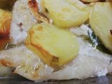 Rosada al horno con papas