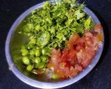 A picture of step 1 of Jowar Upma.
