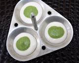 Spinach Swirl Idli recipe step 3 photo