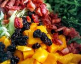 Foto del paso 2 de la receta: ENSALADA🥬Agridulce con🥭Mango...!