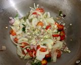 Foto langkah ke 2 dari resep Thai Beef Larb.