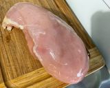 Une image de l'étape 1 de Poulet mariné grillé aux poivrons et courgette.