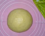Foto langkah ke 2 dari resep Strawberry Tartlet Bread.