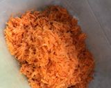 Foto del paso 1 de la receta: Pizza de zanahoria y harina integral