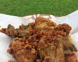 Foto langkah ke 4 dari resep Ayam Goreng Kremes.