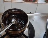 A picture of step 4 of Walnut crunchies cooking with California walnuts.