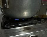 A picture of step 10 of Daal Palak.