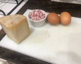 Foto del paso 1 de la receta: Tortilla francesa rellena de bacon y queso