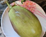 A picture of step 1 of Roasted Green Eggplant Mash or Hare Baingan ka Bharta.