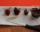 Foto del paso 4 de la receta: Corazones de fresas y chocolate