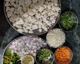 કોલીફ્લાવર મંચુરિયન(Cauliflower Manchurian Recipe in Gujarati) રેસીપી સ્ટેપ2ફોટો