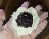 Foto langkah ke 4 dari resep Bakpao Panda isi Coklat.