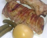Sült csirkecomb, baconszalonnával csavart töltelékkel recept fázis 3 fotója