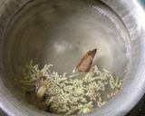 A picture of step 1 of Tandoori Masala Chai.