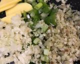 柠檬草煎鸡胸（有柠檬草的清香，鲜嫩多汁、入味）的食譜步驟1照片
