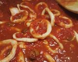 A picture of step 4 of Mezzi paccheri con calamari al cartoccio.