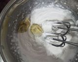 A picture of step 1 of Biscuit pineapple delight.