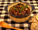 A picture of step 9 of Easy Braised Pork with Shiitake Mushrooms.