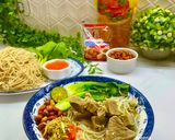 Foto langkah ke 5 dari resep Sop Mie Asin Pontianak.