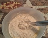 Foto del paso 6 de la receta: Cobbler de cerezas y manzana🍒🍎