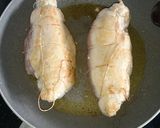 Foto del paso 2 de la receta: Pechugas de pollo rellenas de crema de queso y dátiles