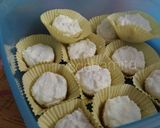 A picture of step 2 of Mini Eggless Cheesecake.
