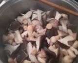 Foto del passaggio 2 della ricetta Cardoncelli sott'olio🍄