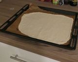 A picture of step 6 of Oven tray pizza.