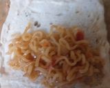 A picture of step 4 of Bread Maggi grilled patties.