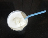 வெண்ணிலா ஐஸ்க்ரீம் மில்க் ஷேக் (Vannila icecream milkshake recipe in tamil) ரெசிபி ஸ்டேப் 4 புகைப்படம்